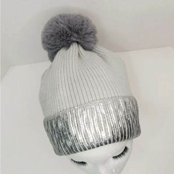 inc International Concepts Silver Metallic Beanie One Size-NWT - Picture 3 of 7